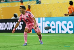 英雄联盟攻略-那不勒斯发布备战花絮，今晚绝杀压哨，欧冠任务艰巨，赛季目标并未改变的简单介绍